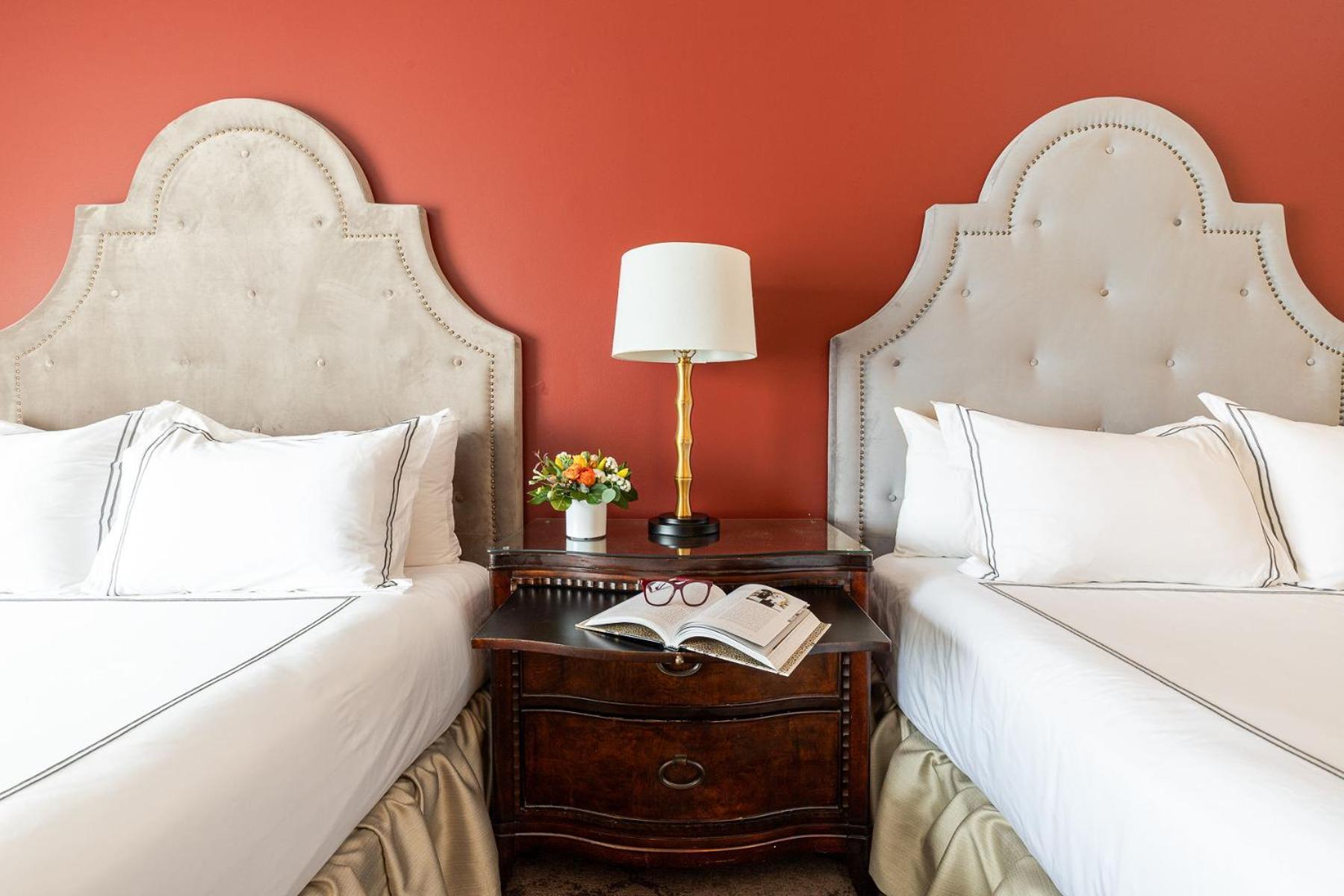 Old Stone Inn Boutique Hotel Niagara Falls Esterno foto